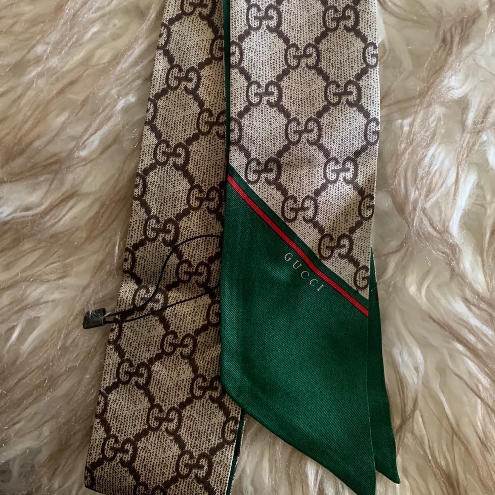 Gucci Scarf ❤️
